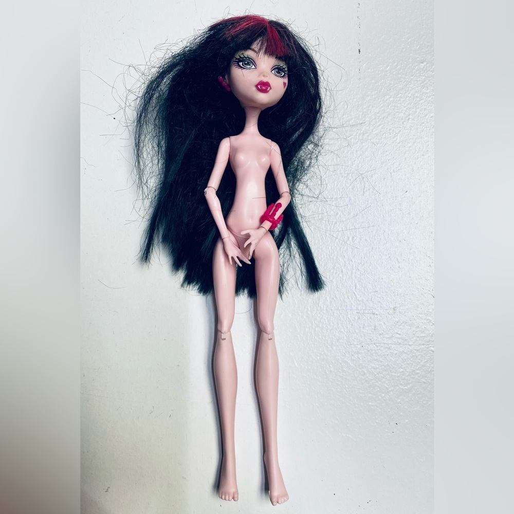 2008 monster high doll